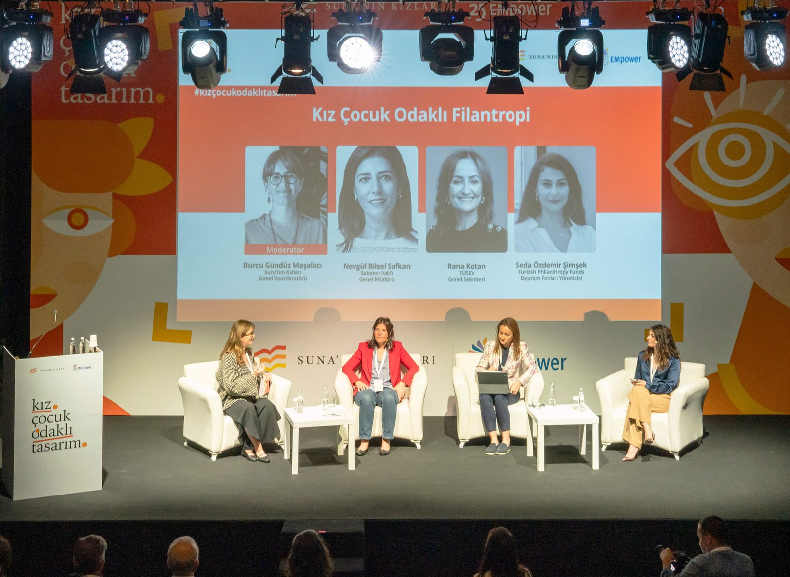 Suna’nın Kızları’ndan Kız Çocuk Odaklı Tasarım Konferansı: “Kız Çocuklarla Güçlenmek” İçin Bir Araya Geldiler